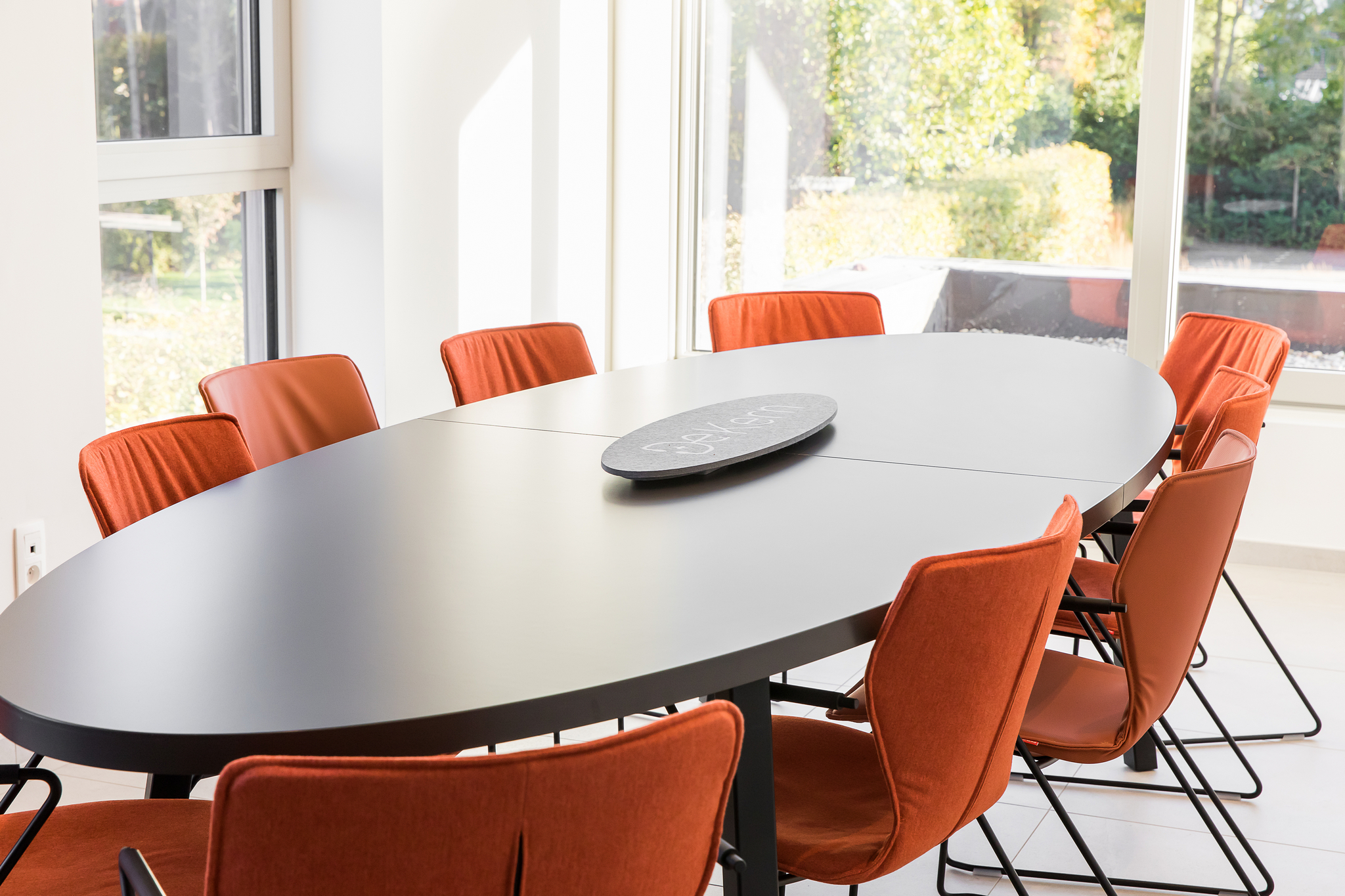 Ovale tafel, ideale vergadertafel